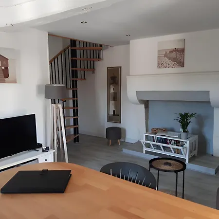 Gite Des Bujours Saint-Bris-des-Bois Extérieur photo